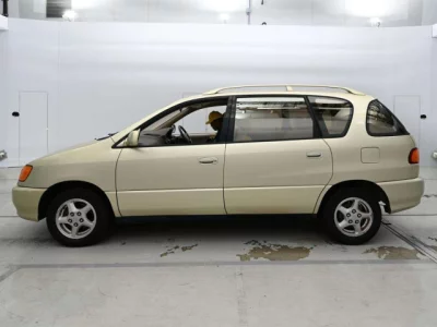 Toyota Ipsum