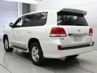 Toyota LAND CRUISER лот № 30099 оценка 4  с аукциона в Японии 5