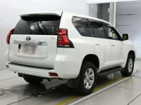 Toyota LAND CRUISER PRADO лот № 30231 оценка 4  с аукциона в Японии 1