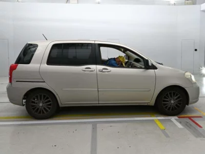 Toyota Raum