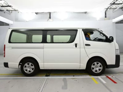 Toyota RegiusAce