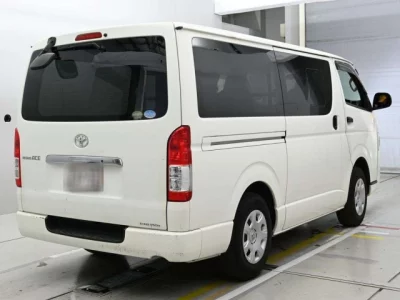 Toyota RegiusAce