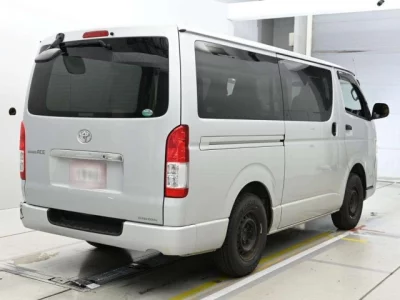 Toyota RegiusAce