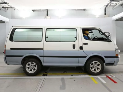 Toyota REGIUS ACE VAN
