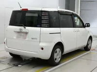 Toyota SIENTA лот № 90139 оценка 3  с аукциона в Японии 1