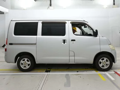 Toyota TOWN ACE VAN  с аукциона в Японии