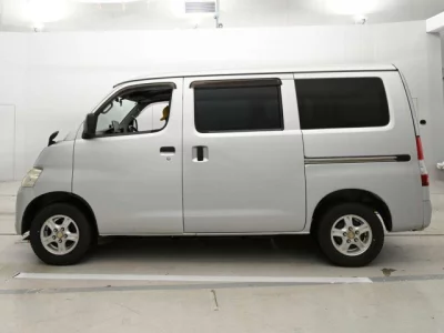 Toyota TOWN ACE VAN  с аукциона в Японии