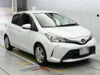 Toyota VITZ лот № 30069 оценка 4  с аукциона в Японии 4