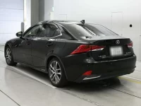 Lexus IS лот № 30131 оценка R  с аукциона в Японии 5
