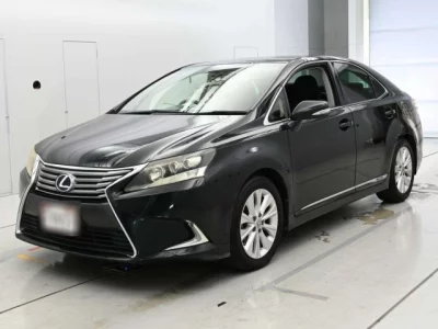 Lexus HS  с аукциона в Японии