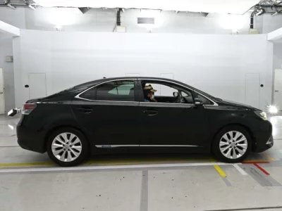 Lexus HS  с аукциона в Японии