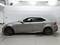 Lexus IS лот № 30167 оценка 3.5  с аукциона в Японии 3