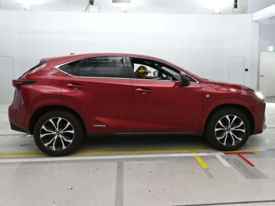 Lexus NX300h