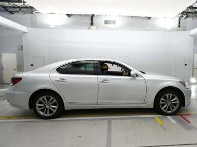 Lexus LS600h