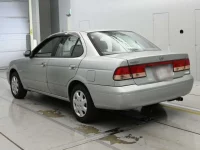 Nissan SUNNY лот № 30221 оценка R  с аукциона в Японии 5