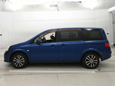 Nissan Lafesta