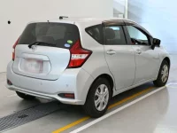 Nissan NOTE лот № 30055 оценка 3.5  с аукциона в Японии 1