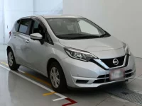 Nissan NOTE лот № 30055 оценка 3.5  с аукциона в Японии 4
