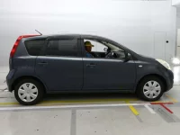 Nissan NOTE лот № 30116 оценка 3.5  с аукциона в Японии 2