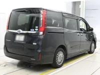 Toyota ESQUIRE лот № 30366 оценка 3.5  с аукциона в Японии 1