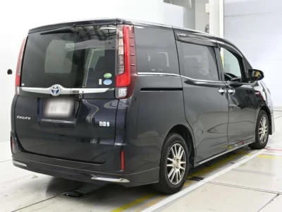 Toyota Esquire