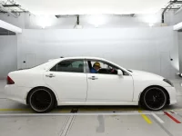 Toyota CROWN лот № 10086 оценка 3.5  с аукциона в Японии 2