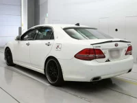 Toyota CROWN лот № 10086 оценка 3.5  с аукциона в Японии 5