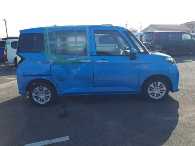 Toyota TANK