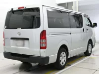 Toyota HIACE VAN лот № 90342 оценка RA  с аукциона в Японии 1