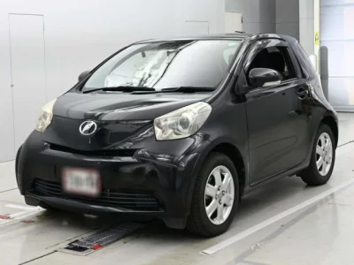 Toyota iQ