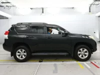 Toyota LAND CRUISER PRADO лот № 30334 оценка 4  с аукциона в Японии 2