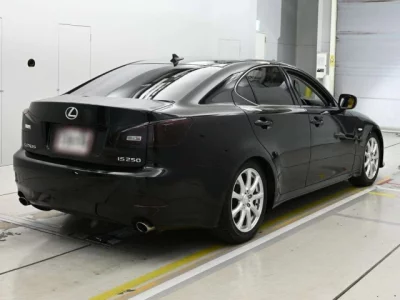 Lexus IS  с аукциона в Японии