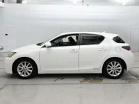 Lexus CT лот № 90284 оценка 3.5  с аукциона в Японии 3