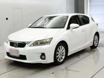 Lexus CT  с аукциона в Японии