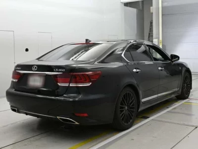 Lexus LS460L