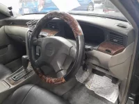 Nissan LAUREL лот № 10029 оценка 3  с аукциона в Японии 8