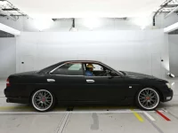 Nissan LAUREL лот № 90293 оценка 3  с аукциона в Японии 2