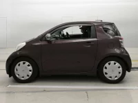 Toyota IQ лот № 33267 оценка 4  с аукциона в Японии 3