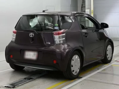 Toyota iQ
