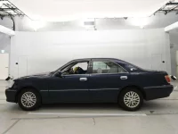 Toyota CROWN лот № 36216 оценка 3.5  с аукциона в Японии 3