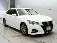 Toyota CROWN лот № 30378 оценка 4  с аукциона в Японии 4