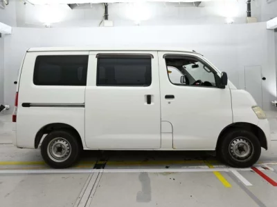 Toyota TOWN ACE VAN  с аукциона в Японии