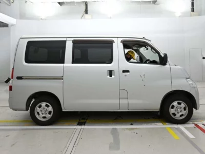 Toyota LiteAce Van