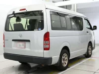 Toyota HIACE лот № 30384 оценка 3.5  с аукциона в Японии 1