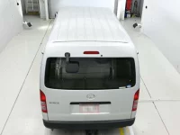 Toyota HIACE лот № 30384 оценка 3.5  с аукциона в Японии 7