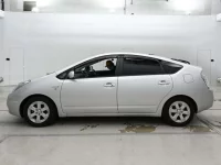 Toyota Prius лот № 10155 оценка 4.5  с аукциона в Японии 3