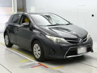 Toyota AURIS лот № 90321 оценка 4  с аукциона в Японии 4