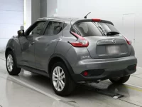 Nissan JUKE лот № 30429 оценка 4  с аукциона в Японии 5