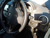 Nissan NOTE лот № 30452 оценка 3  с аукциона в Японии 8