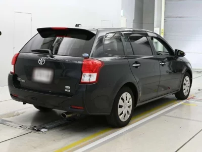 Toyota COROLLA FIELDER  с аукциона в Японии